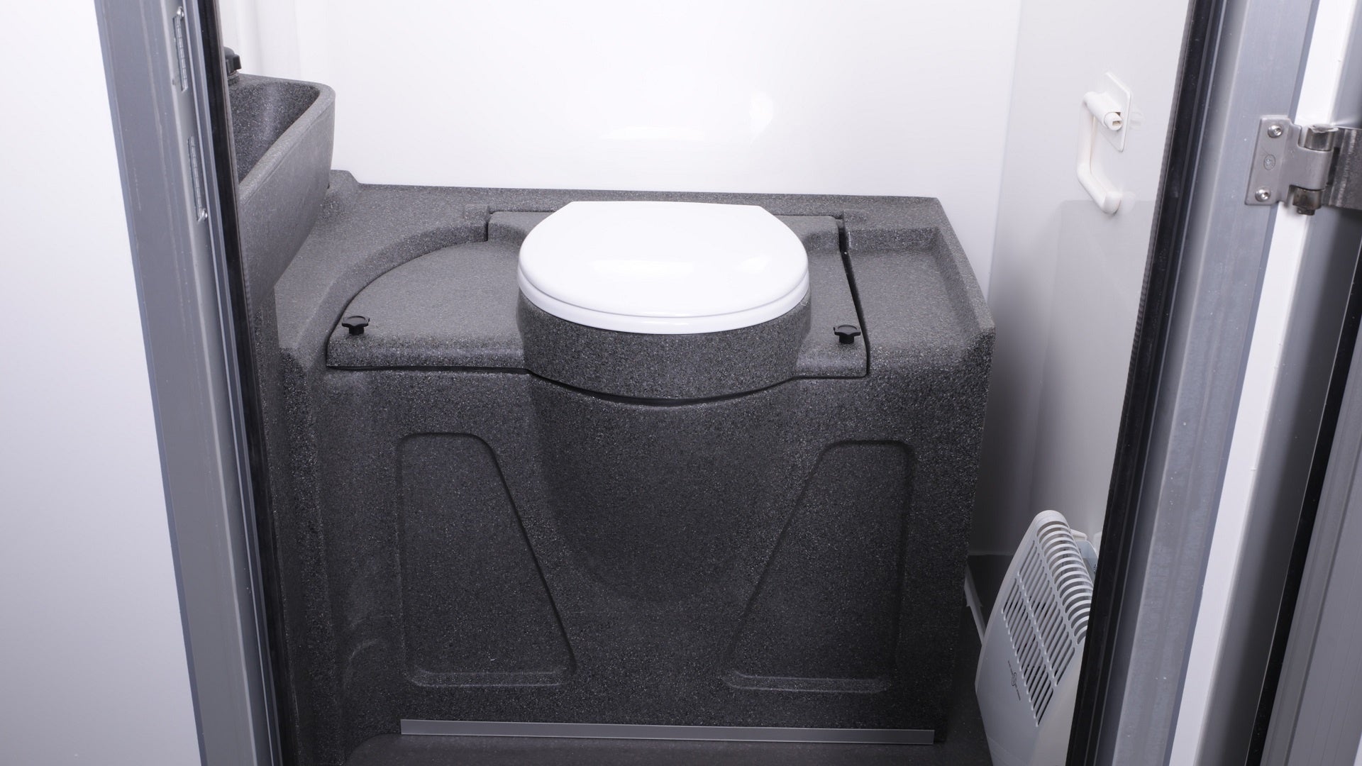 Double portable toilet 2x 200L Double portable toilet 2x 200L